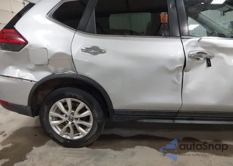 2017 Nissan Rogue Sv z USA, uszkodzony, nr VIN KNMAT2MV2HP546959